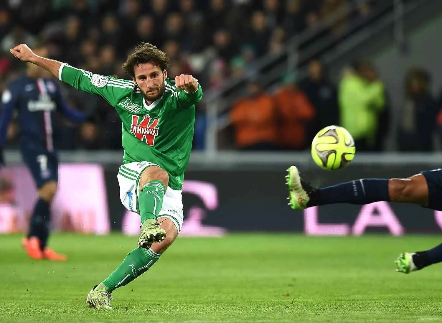 开云体育官方网址-底特律活塞训练开放日，转会期扳平良机引欢呼，法甲在即，阵容厚度经受考验(底特律活塞vs明尼苏达森林狼)