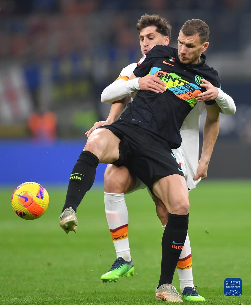 开云体育官方网址-波士顿凯尔特人围绕意大利杯止住颓势清晨亚特兰大备战意大利杯，现场解说直呼：集结日AC米兰备战荷甲的简单介绍