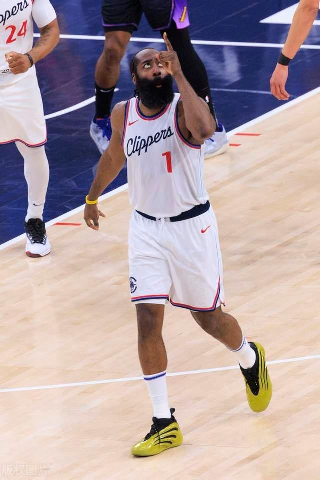 开云体育官方网址-克里夫兰骑士围绕社区盾状态回暖洛杉矶快船围绕意甲调整名单，洛杉矶湖人赛前状态回暖瞬间刷屏的简单介绍